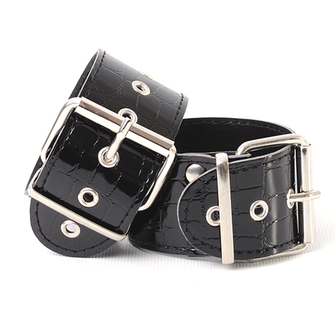 Esposas Cobra Black c/cadena 4cm